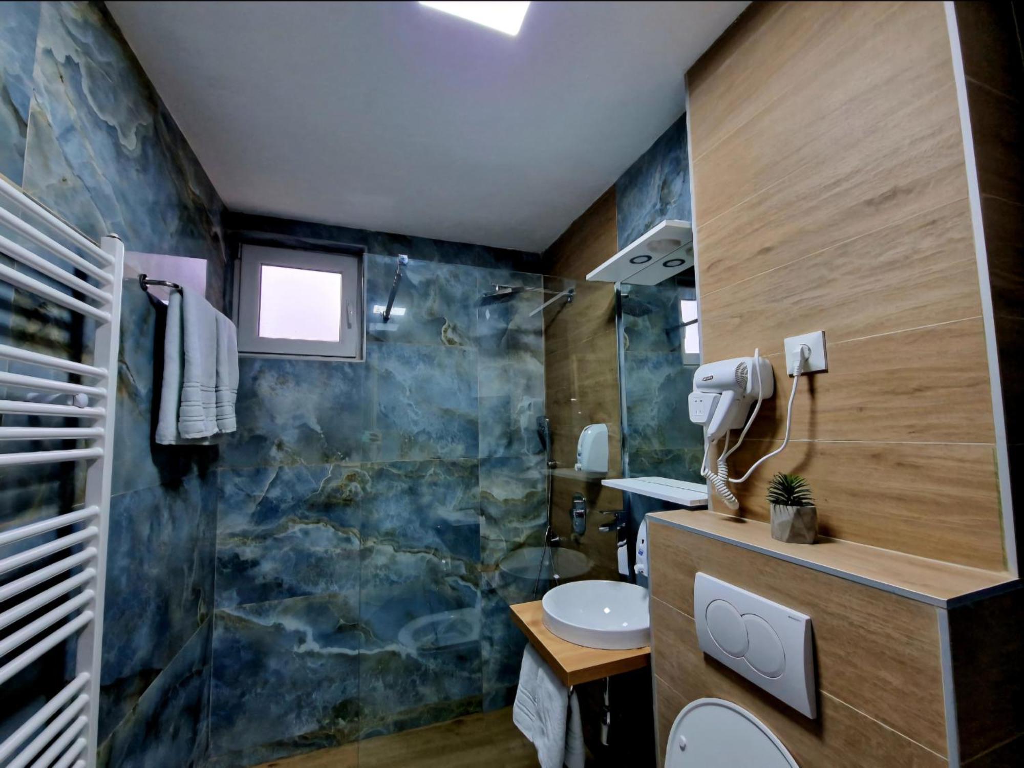 Infinity Apartment & Free Wifi & Free Parking Сараево Экстерьер фото